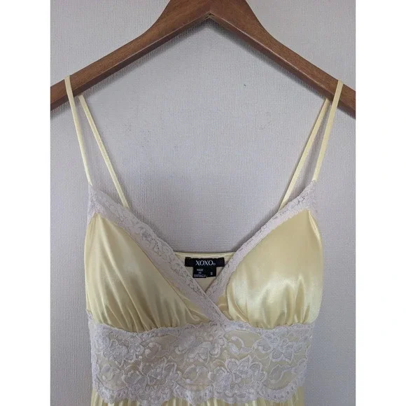 Vintage Y2K XOXO Babydoll Dress Yellow Lace Trim Pleated Slip Romantic Midi - Picture 3 of 11
